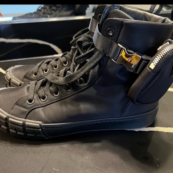 100% Authentic Prada Re-Nylon high-top sneakers - Picture 5 of 8